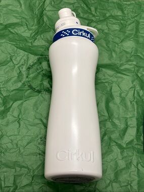 Cirkul water bottle